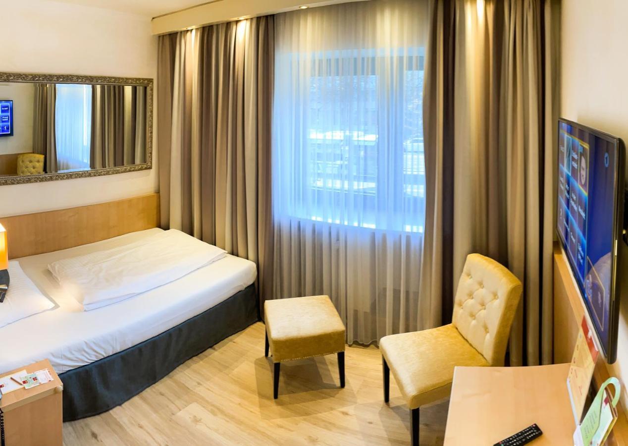 City Hotel Ost Am Koe Аугсбург Екстериор снимка