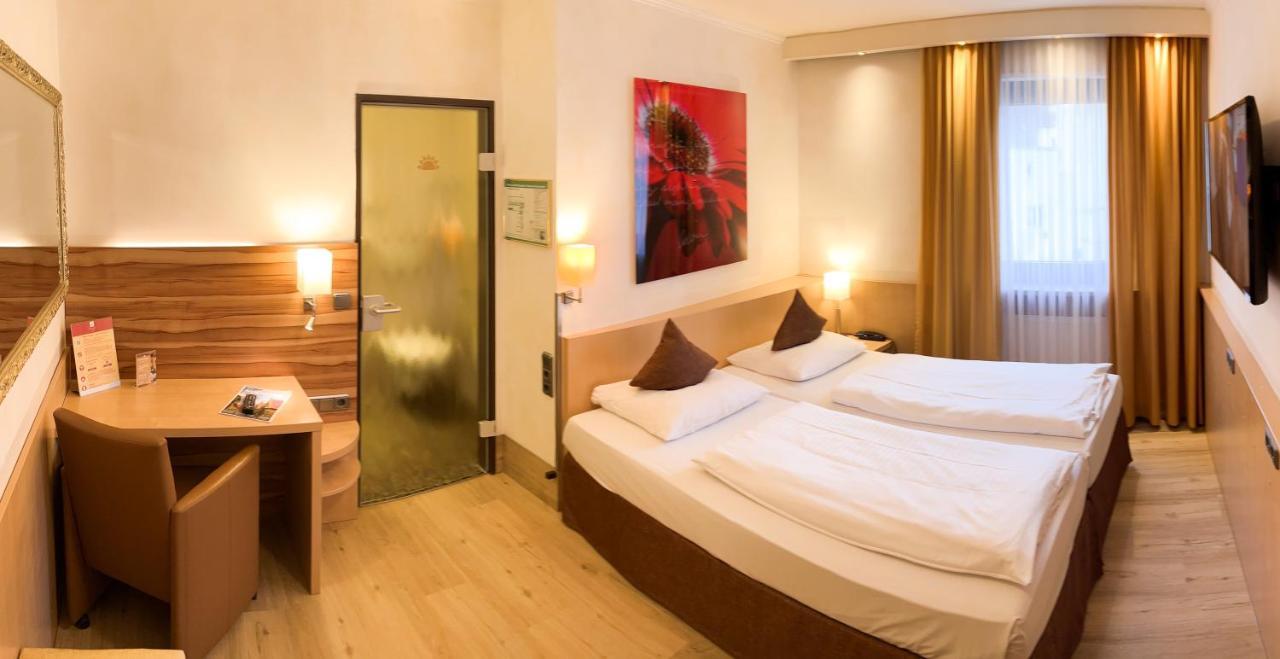 City Hotel Ost Am Koe Аугсбург Екстериор снимка